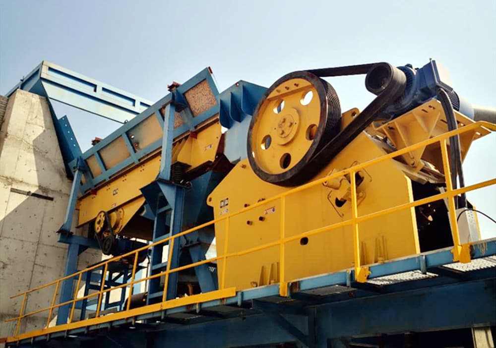 <b>顎式破碎機的邊護板更換安裝步驟</b>